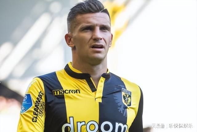 的周末联赛 的周末联赛