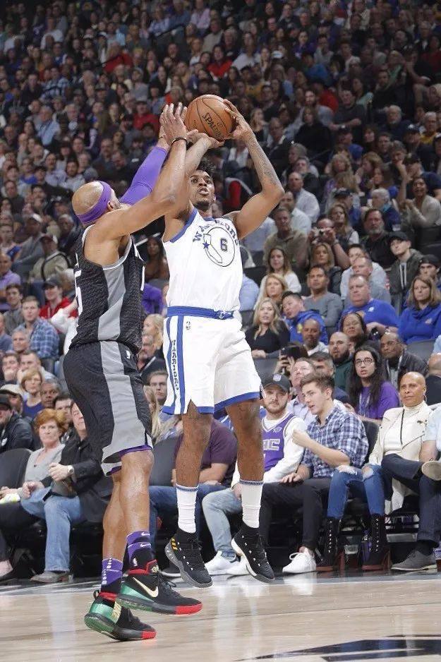 强对话里往 强对话里往