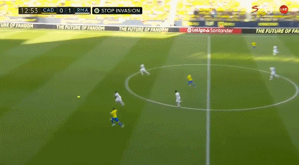 项不止投球 项不止投球